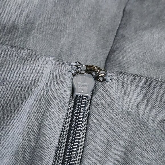 Ann Taylor Loft Skirt Womens Size 6 Solid All Blue Lined Side ZIp 100% Silk - Picture 3 of 5